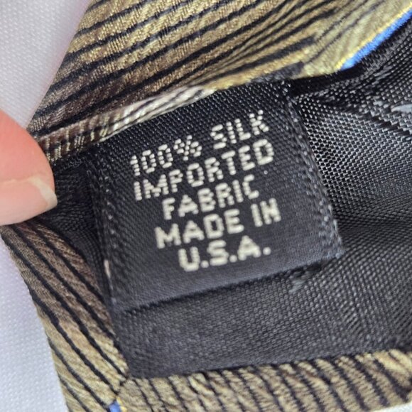 Murano Italia 100% Silk Men's Tie Green Blue Cream Wavy Striped Pattern NWT - Picture 7 of 10